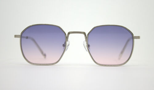 c41n-silver-blue-pink-gradient-glass
