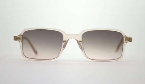 c50q-translucent-pink-brown-pink-gradient-glass